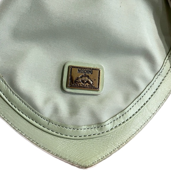 Vintage Moschino Redwall Green Heart Clutch Wristlet - Picture 3 of 6